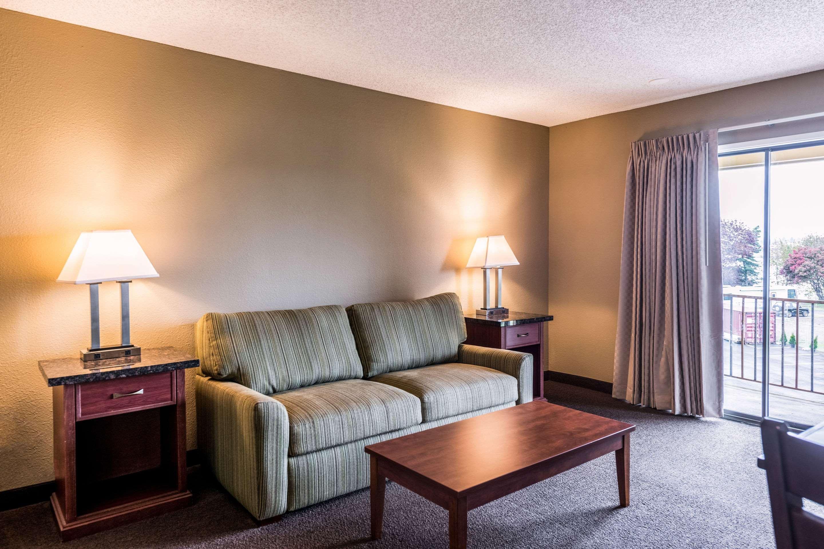 Rodeway Inn & Suites Portland - Jantzen Beach Luaran gambar