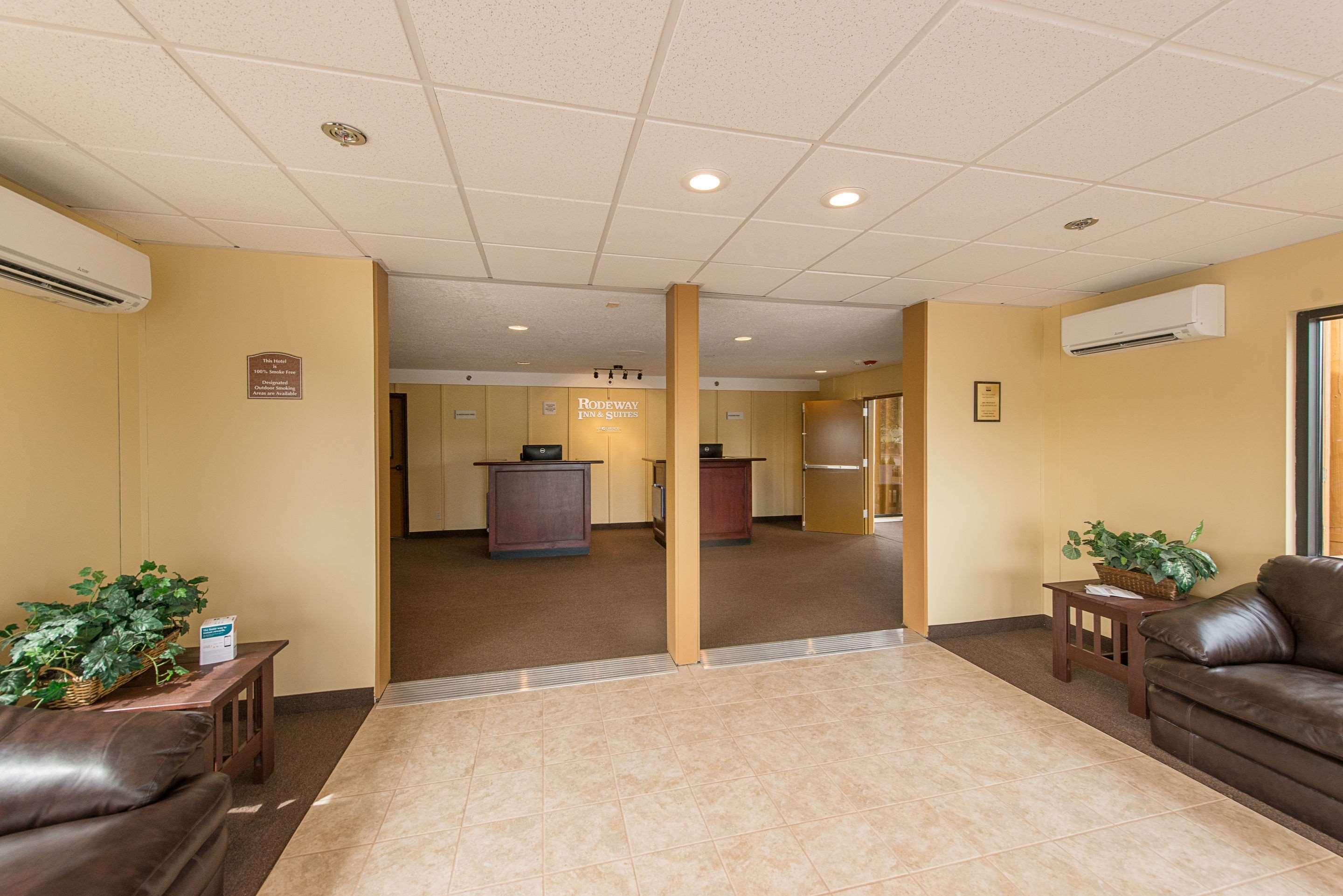 Rodeway Inn & Suites Portland - Jantzen Beach Luaran gambar