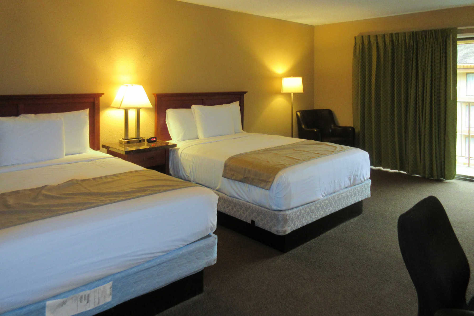 Rodeway Inn & Suites Portland - Jantzen Beach Bilik gambar