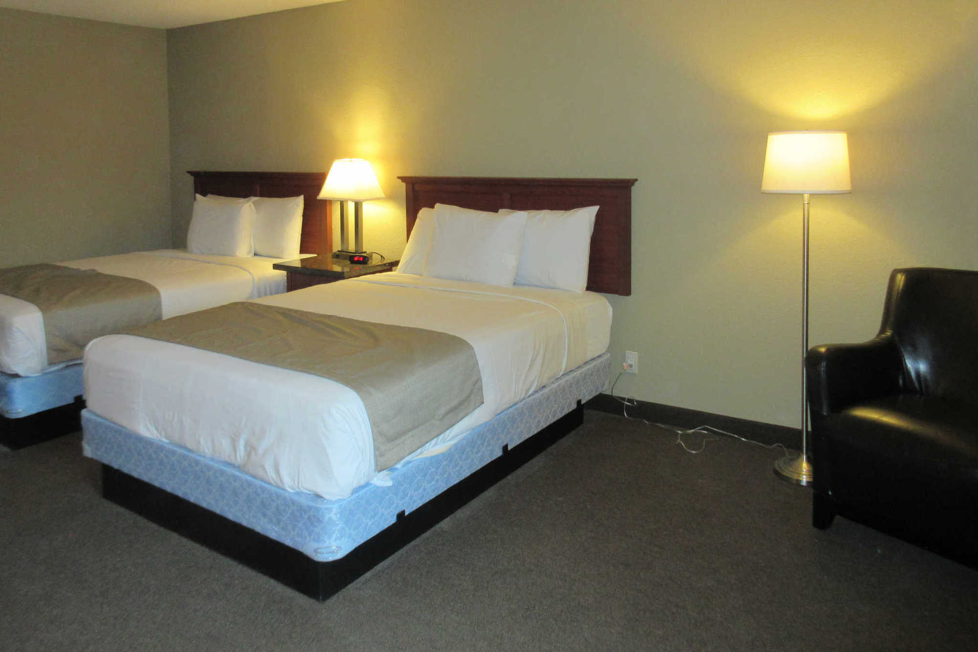 Rodeway Inn & Suites Portland - Jantzen Beach Bilik gambar