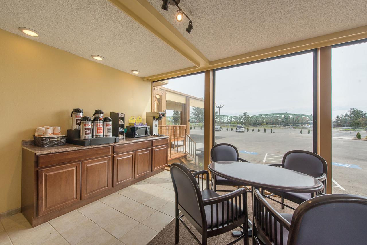 Rodeway Inn & Suites Portland - Jantzen Beach Luaran gambar